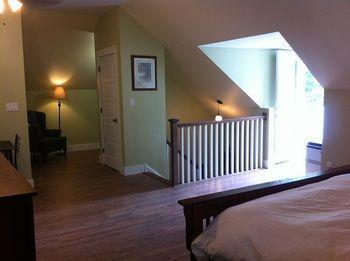Colonial Charm Inn Charlottetown Bagian luar foto